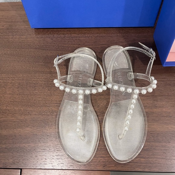 Stuart Weitzman Pearl Embellished Clear Jelly Sandals - Picture 7 of 11